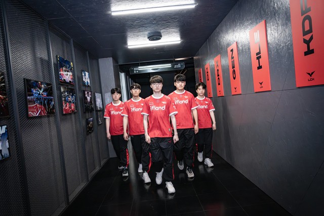 Không ai nghĩ sự vắng mặt của Faker để lại nhiều hậu quả cho T1 như vậy