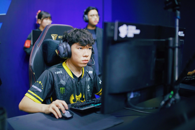 Cũng sẽ khó lòng để Slayder có thể thi đấu để lọt vào "mắt xanh" của các đội ở LEC