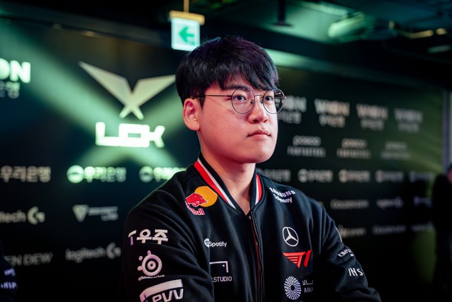 Một chỉ số của Gumayusi tụt giảm nhưng lại thể hiện sự hoàn thiện của T1- Ảnh 1. Một chỉ số của Gumayusi tụt giảm nhưng lại thể hiện sự hoàn thiện của T1- Ảnh 1.