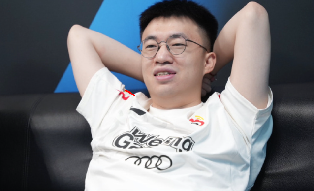 WBG thua trận, tới người hâm mộ cũng khuyên TheShy rời đội - Ảnh 1.