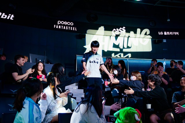 Aiming của chính DK đang là người sử dụng vị tướng này thường xuyên nhất Aiming của chính DK đang là người sử dụng vị tướng này thường xuyên nhất