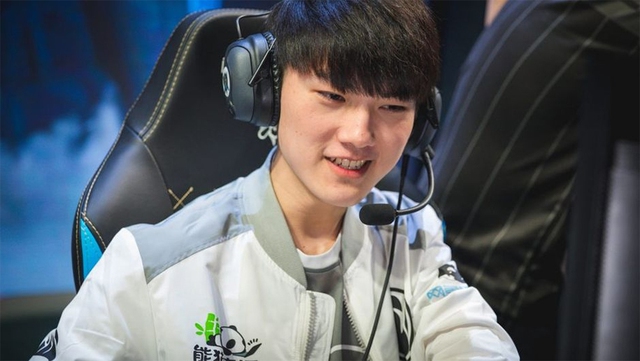 Không làm đồng đội với SofM, JackeyLove có thể sẽ ngồi chơi xơi nước cả giải LPL Mùa Xuân - Ảnh 1. Không làm đồng đội với SofM, JackeyLove có thể sẽ ngồi chơi xơi nước cả giải LPL Mùa Xuân - Ảnh 1.