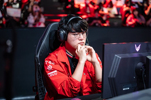 Gumayusi tiếp tục bị tấn công quy mô lớn, anti bỏ mấy trăm triệu để công kích- Ảnh 1.