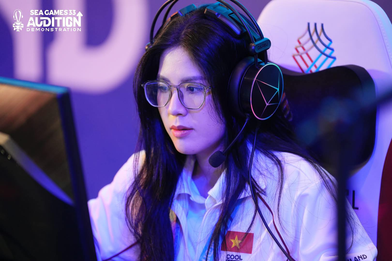 Nhan sắc của tuyển thủ Audition Việt Nam gây sốt: Con gái chơi game đỉnh vậy?- Ảnh 1.