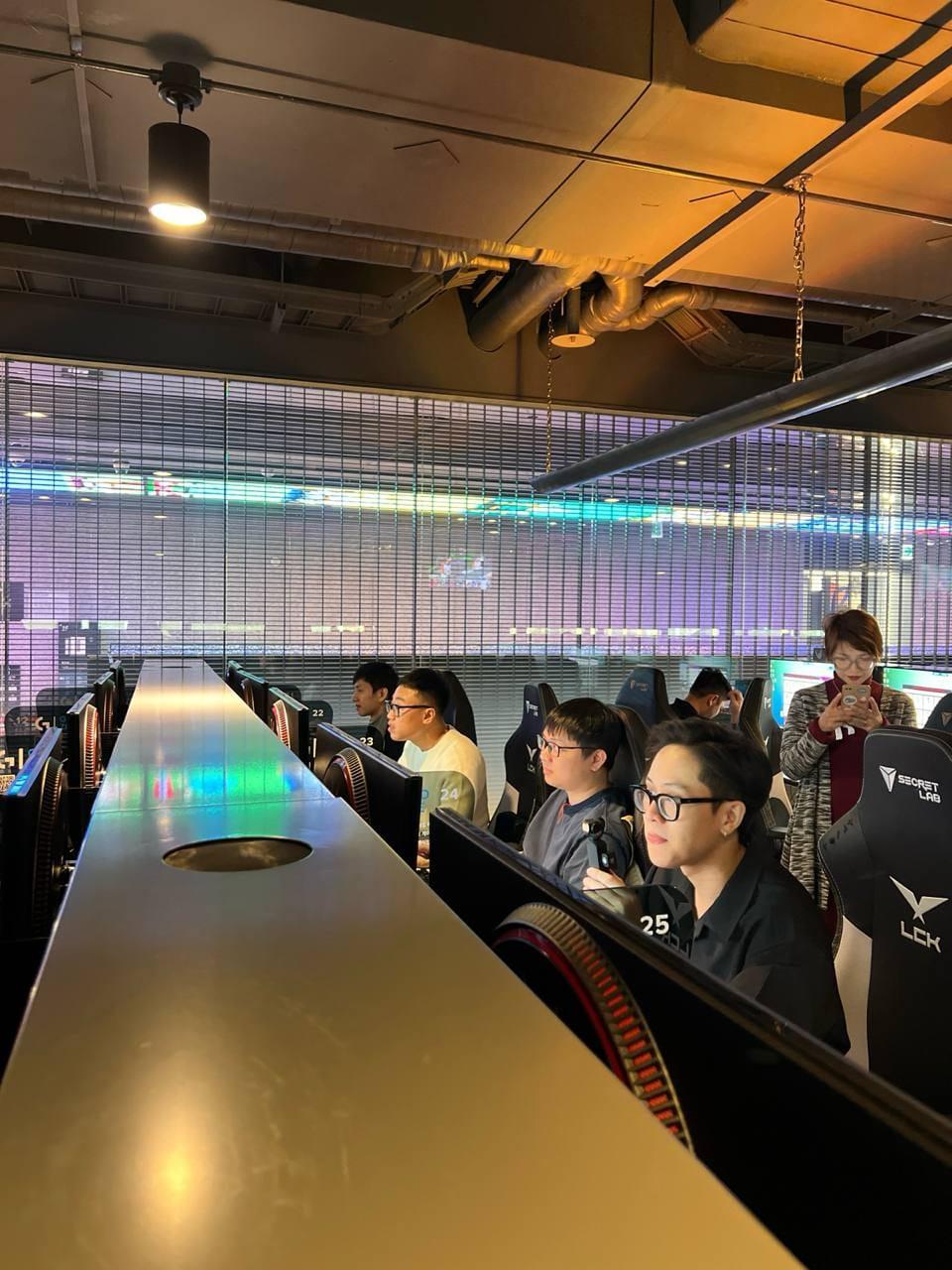 Dàn KOL đình đám tham quan LCK, hé lộ dự định tăng tình bằng hữu LCK - Việt Nam trong tương lai - Ảnh 5.