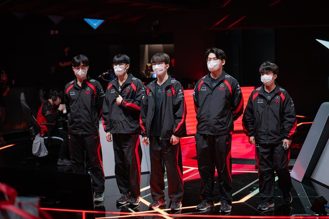 Trận thua NS có thể khiến nhiều tính toán của T1 bị đảo lộn