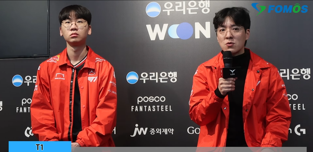 Phản ứng của HLV KkOma gây tranh cãi, nghi vấn là nguyên nhân bùng phát drama T1- Ảnh 2.