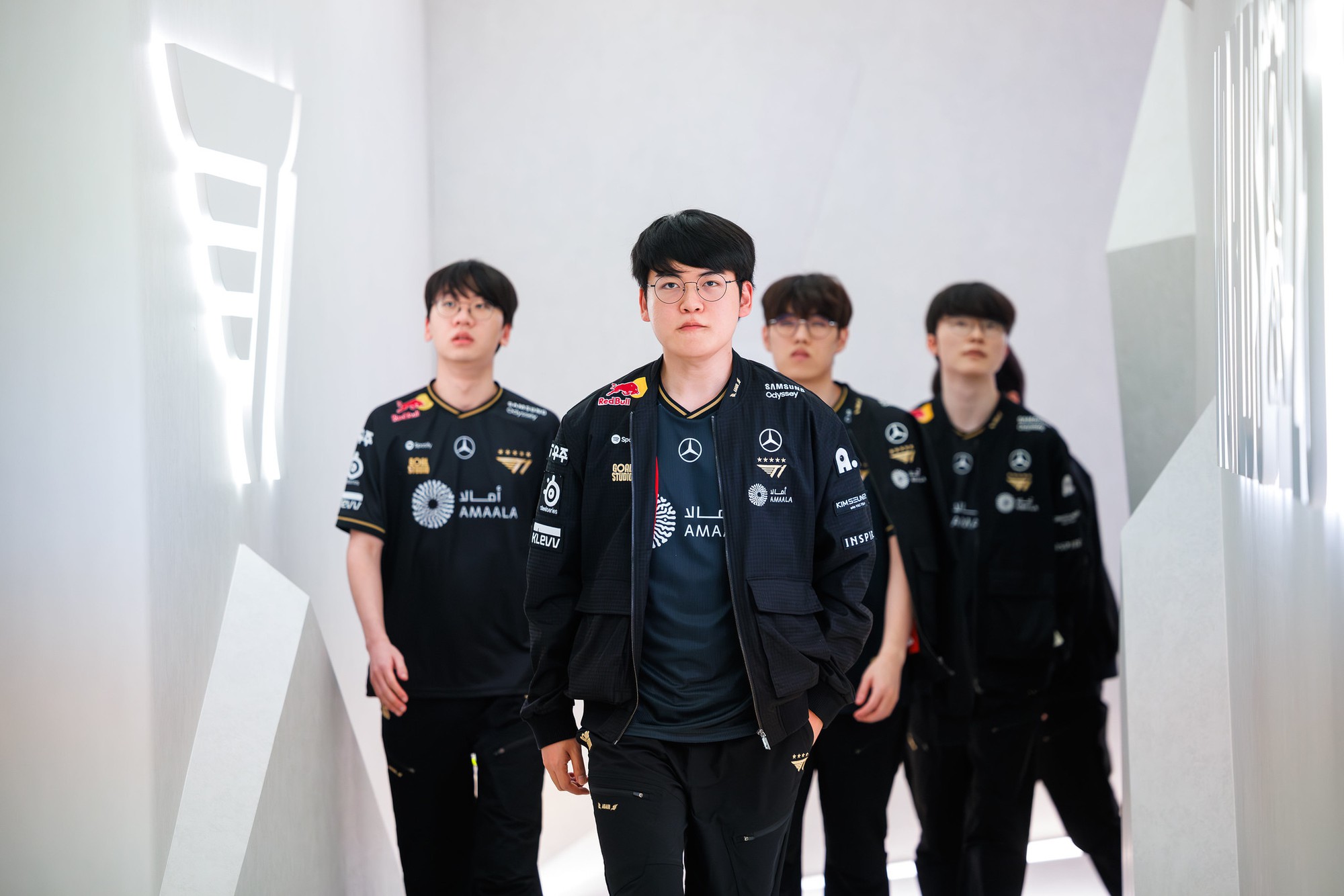 Ngay khi rời đi, Gumayusi vẫn kịp để lại một dấu ấn khác cho thấy tầm ảnh hưởng tại T1- Ảnh 3. Ngay khi rời đi, Gumayusi vẫn kịp để lại một dấu ấn khác cho thấy tầm ảnh hưởng tại T1- Ảnh 3.