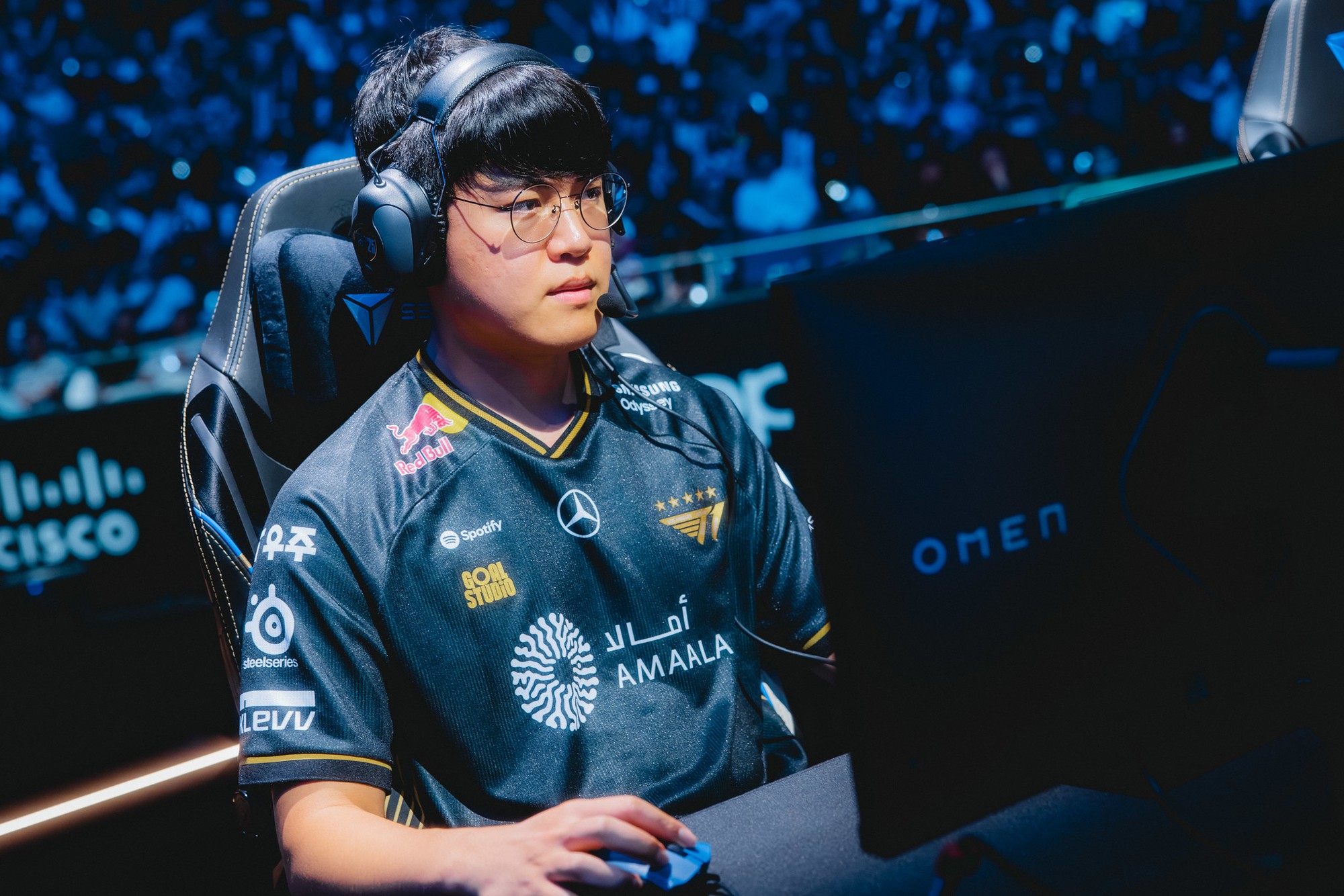 Fan nhận xét "cay đắng" về T1 trong ngày Gumayusi tỏa sáng- Ảnh 2. Fan nhận xét "cay đắng" về T1 trong ngày Gumayusi tỏa sáng- Ảnh 2.