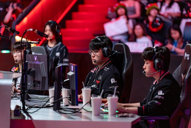 Bug nghiêm trọng xuất hiện ngay trong trận T1 - HLE khiến cộng đồng bức xúc- Ảnh 1.