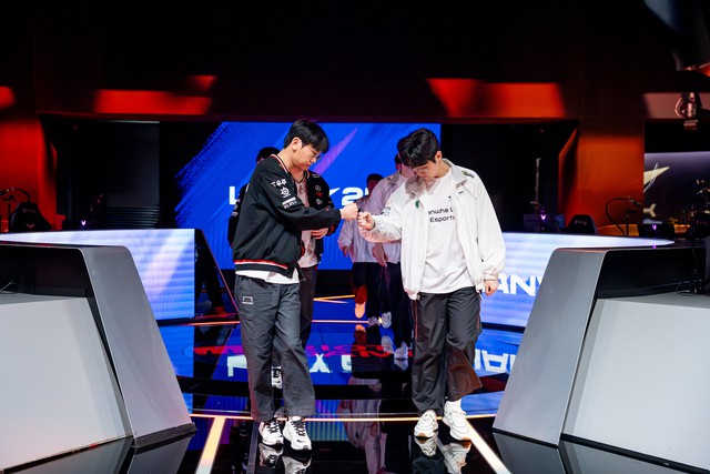 "Bug" cực nặng ngay trong trận T1 - HLE khiến cộng đồng xôn xao- Ảnh 1.