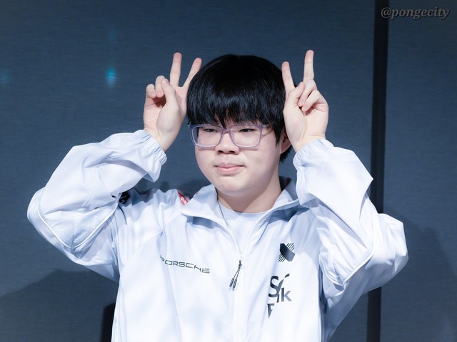 LazyFeel tiếp tục phong độ cao, T1 "nằm không cũng bị vạ lây"- Ảnh 3.