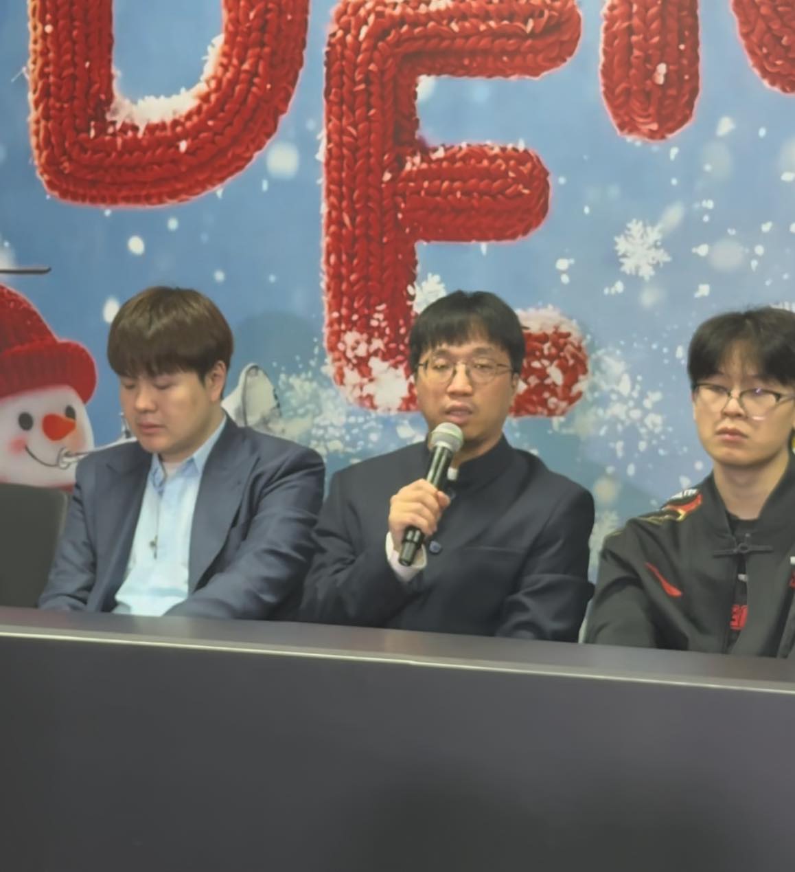 Cơ chế coach-voice của LMHT chuyên nghiệp đã có tác dụng nhưng ngay lập tức gây tranh cãi- Ảnh 2. Cơ chế coach-voice của LMHT chuyên nghiệp đã có tác dụng nhưng ngay lập tức gây tranh cãi- Ảnh 2.