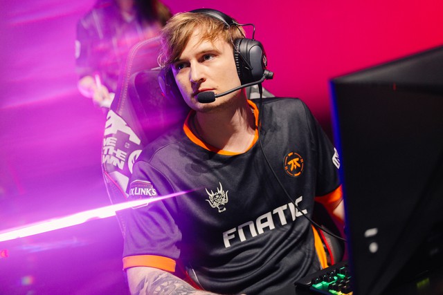 Rõ ràng chỉ riêng về sự đầu tư thì GAM đã thua xa FNC ngay từ khi trận đấu chưa bắt đầu