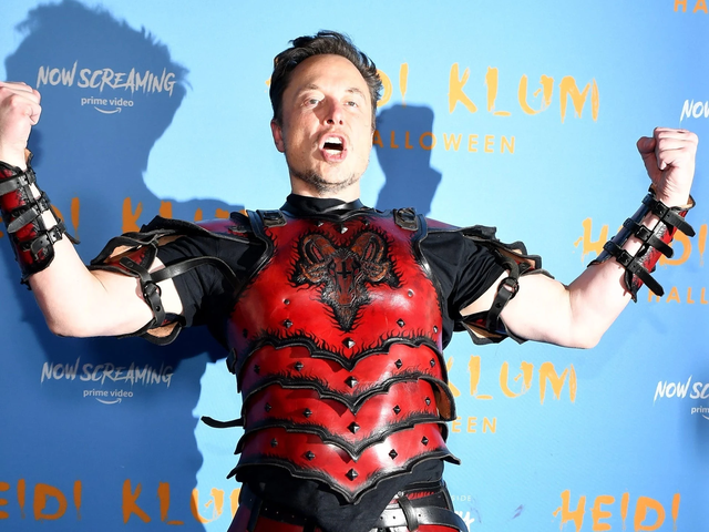 Tỷ phú Elon Musk có niềm đam mê rất lớn với game Tỷ phú Elon Musk có niềm đam mê rất lớn với game