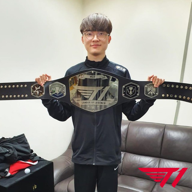 LMHT: Bộ đôi sao trẻ 10X tỏa sáng, T1 đè bẹp DragonX để lọt vào trận Chung kết LCK lần thứ 9 trong lịch sử - Ảnh 5.