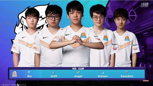 Fan LPL lại phát cuồng vì SofM - Củ hành toàn tập Karsa, là kẻ thách thức lớn nhất của Top Esports? - Ảnh 7.