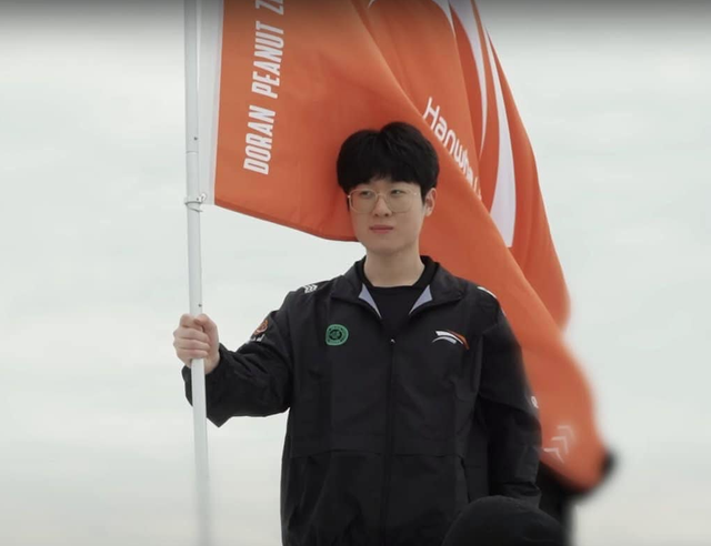 Hé lộ chiến thuật "độc lạ", Zeus không ngần ngại chốt sổ trận đại chiến với T1- Ảnh 3.