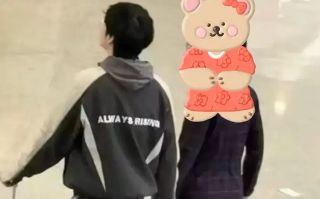 Người yêu của cựu vương CKTG bất ngờ bị phốt sở thích "dị"- Ảnh 2.