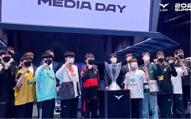 ShowMaker nhận được nhiều sự kỳ vọng hơn Faker trước thềm LCK Mùa Hè 2022 - Ảnh 1.