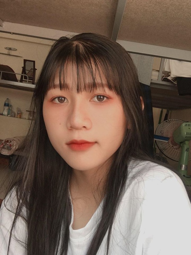 Bị cộng đồng mạng tấn công vì trông quá giống thầy giáo Ba, cô gái tội nghiệp phải lên mạng khẩn cầu - Ảnh 4. Bị cộng đồng mạng tấn công vì trông quá giống thầy giáo Ba, cô gái tội nghiệp phải lên mạng khẩn cầu - Ảnh 4.