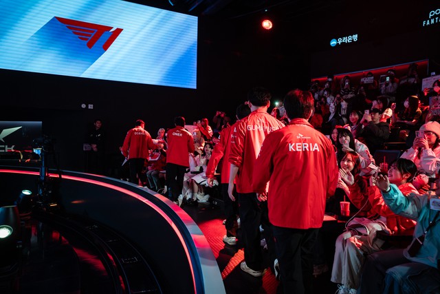 T1 tiếp tục lập "cột mốc" mới nhưng chưa hẳn hoàn toàn vì Faker- Ảnh 4.