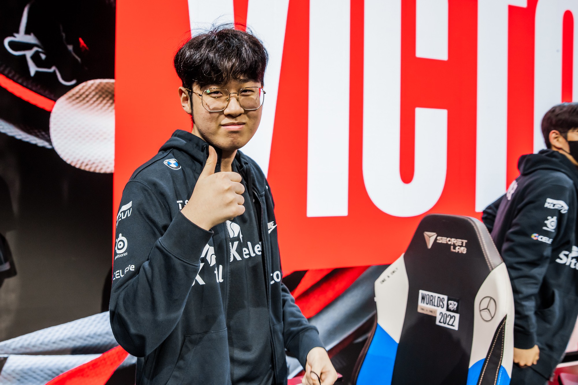 Zeus là nhân tố quan trọng bậc nhất của T1 nên bị RNG khai thác kỹ càng