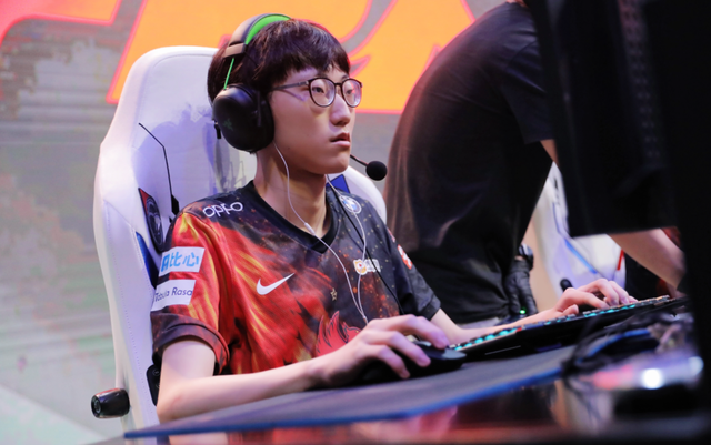 Doinb bất ngờ ám chỉ ngày trở lại của Nuguri đang vô cùng mịt mù, sức khỏe cựu vô địch CKTG 2020 rất tệ - Ảnh 2.