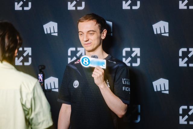 Caps có thể xem là "khắc chế cứng" của Faker mỗi khi đối đầu tại đấu trường quốc tế