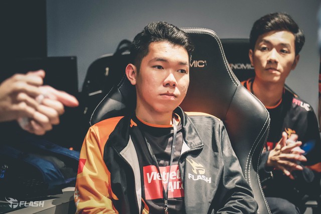 Gian nan đầy rẫy trước mắt, liệu Team Flash có thể vượt qua và giữ được chức vô địch VCS? - Ảnh 2. Gian nan đầy rẫy trước mắt, liệu Team Flash có thể vượt qua và giữ được chức vô địch VCS? - Ảnh 2.