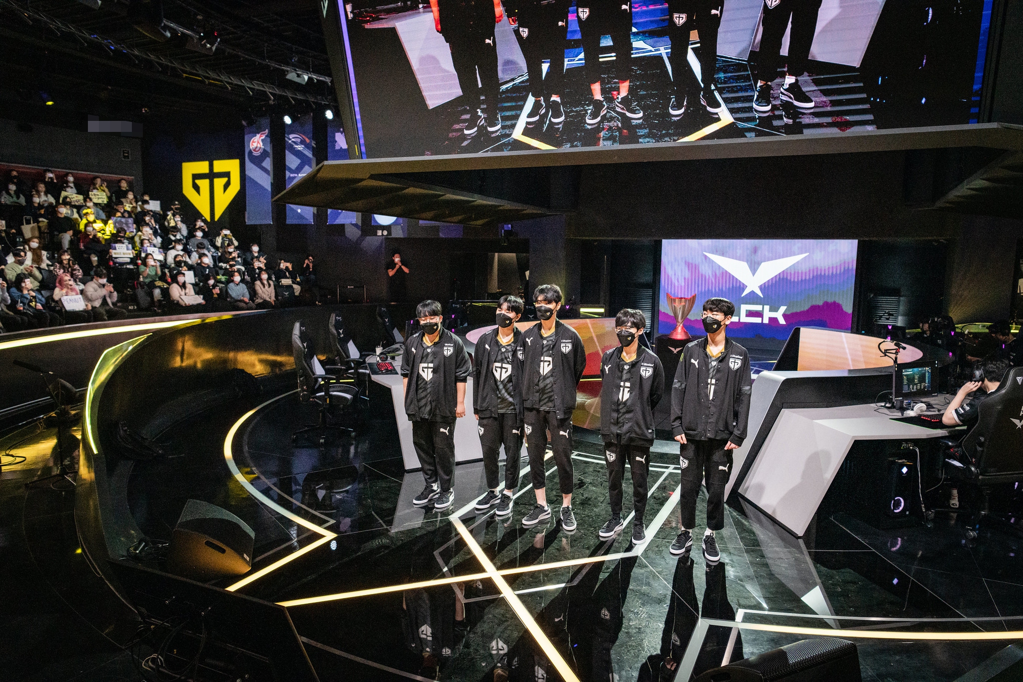 3 câu hỏi quan trọng nhất sau ngày ra quân của LCK Mùa Xuân 2023 - Ảnh 4.