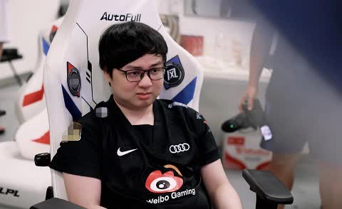 SofM là một trong những thành viên đã rời WBG trong kỳ chuyển nhượng cuối năm 2022 - nguồn: Weibo SofM là một trong những thành viên đã rời WBG trong kỳ chuyển nhượng cuối năm 2022 - nguồn: Weibo