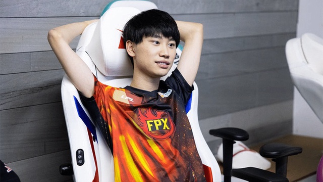 FPX Doinb đặt mục tiêu trước mắt chỉ là top 8 CKTG 2021, khuyên fan đừng nghĩ quá sớm đến trận Chung Kết - Ảnh 4.