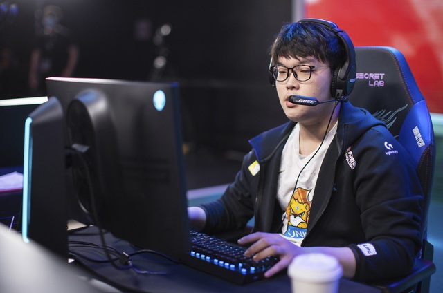 SwordArt bất ngờ tố một đội LPL đang mục nát vì thiếu sự quản lý nghiêm túc, chia sẻ chuyện từng quát mắng Bin công khai - Ảnh 4.
