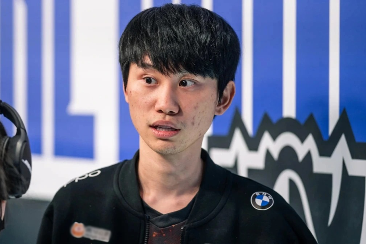 Cựu vương CKTG nhận mưa Cựu vương CKTG nhận mưa