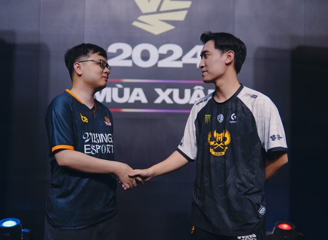 VCS vừa bắt đầu vòng playoffs đã ngay lập tức gặp chuyện