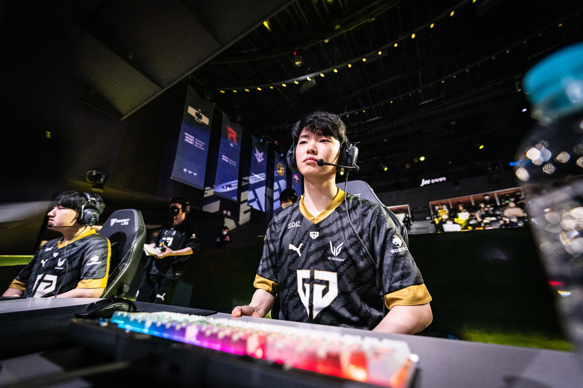 Đánh giá 6 Đường Giữa tại LCK Mùa Xuân 2023: Faker chỉ xếp hạng trung bình - Ảnh 3.