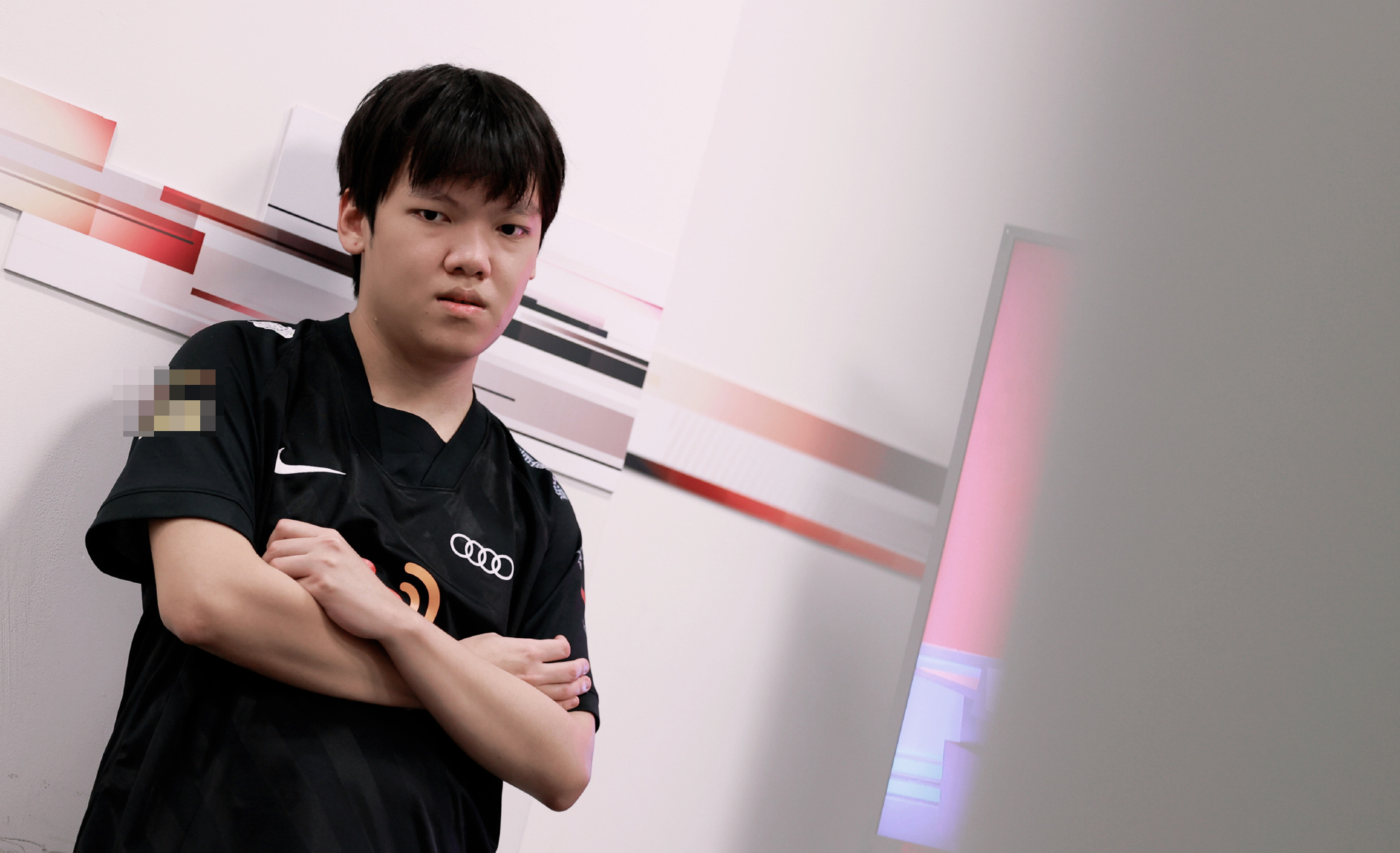 Theo truyền thông LPL, Angel đã gia hạn hợp đồng và lương của anh cao hơn cả Knight - Đường Giữa được đánh giá hay nhất LPL hiện tại Theo truyền thông LPL, Angel đã gia hạn hợp đồng và lương của anh cao hơn cả Knight - Đường Giữa được đánh giá hay nhất LPL hiện tại