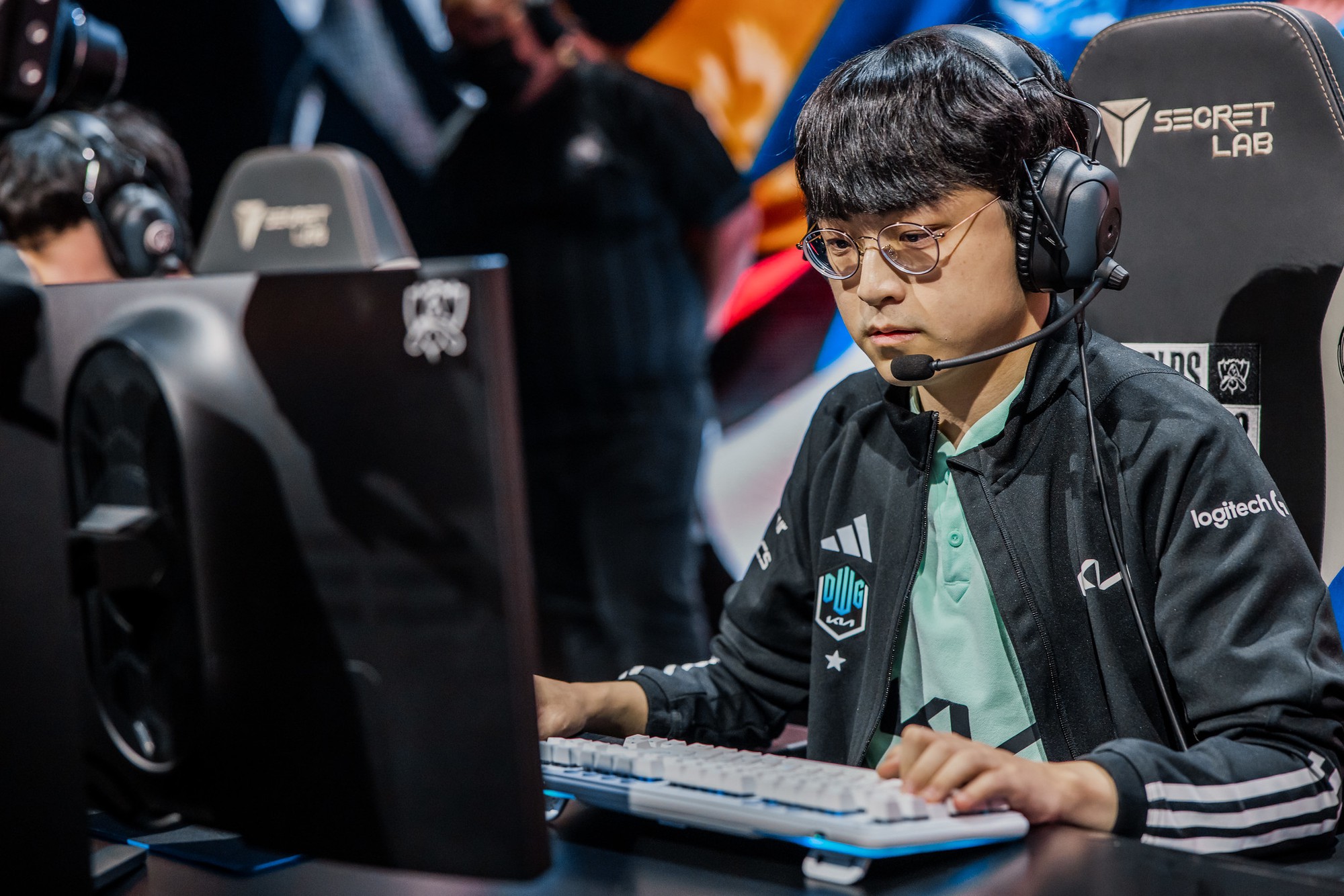 ShowMaker và DK để lại ấn tượng rất tốt nơi cộng đồng LPL