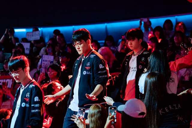 Sang trận gặp DK thì T1 thi đấu chủ động hơn hẳn Sang trận gặp DK thì T1 thi đấu chủ động hơn hẳn