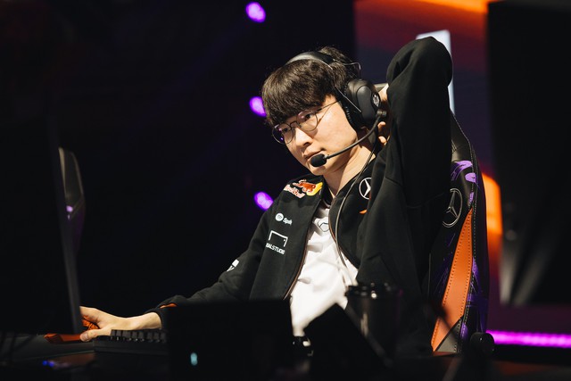 Faker "gáy" cực căng sau trận thắng AL- Ảnh 3.