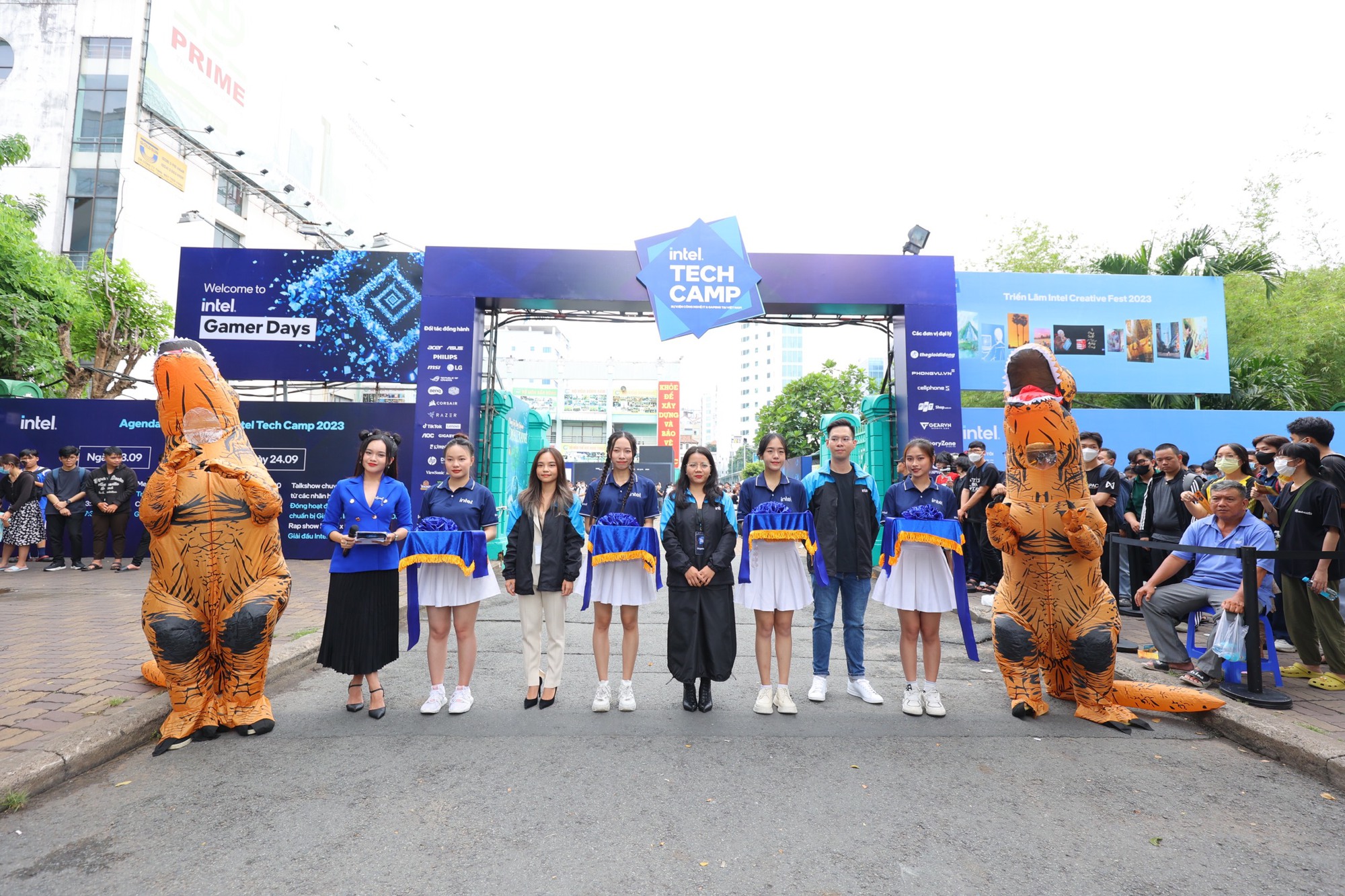 Lễ hội công nghệ INTEL TECH CAMP 2023: Lớn hơn, nhiều trải nghiệm hơn - Ảnh 1. Lễ hội công nghệ INTEL TECH CAMP 2023: Lớn hơn, nhiều trải nghiệm hơn - Ảnh 1.