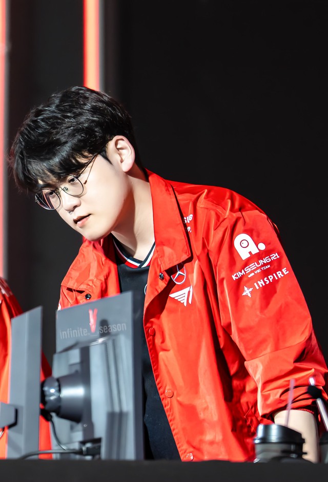 Thống kê thông số quan trọng của Xạ Thủ nhưng là "cú vả" T1 cực mạnh- Ảnh 3.