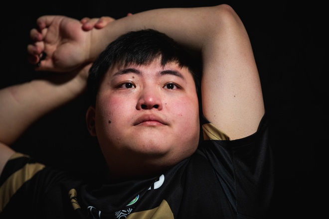 Huyền thoại Uzi và ClearLove chính thức làm đại sứ thương hiệu cho tổ chức từ thiện LPL - Ảnh 1.