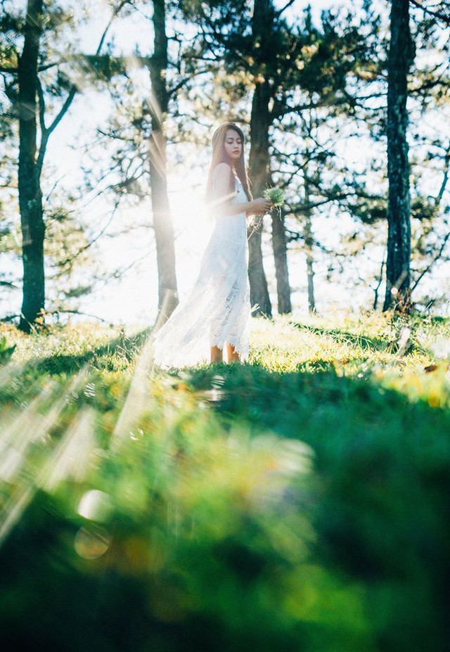 Lâu lâu đổi phong cách gợi cảm, MC Minh Nghi lại đốn tim cộng đồng game thủ - Ảnh 3.