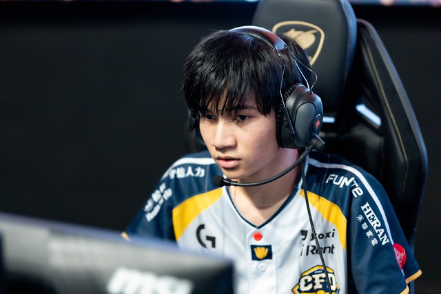 Xuất hiện thông tin HongQ là người gốc Việt Xuất hiện thông tin HongQ là người gốc Việt