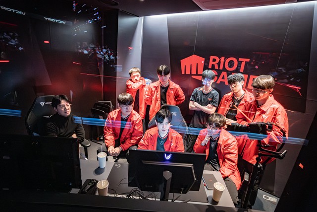 Faker đón chào thành tích lịch sử nhưng fan đã mất niềm tin vào T1- Ảnh 4.