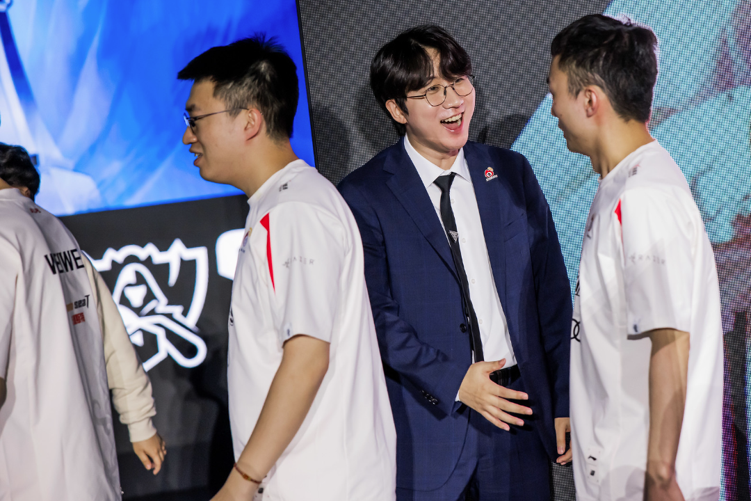 Vừa có vé vào Bán kết CKTG 2023, phía WBG bất ngờ lên tiếng châm chọc một đội LCK - Ảnh 1.