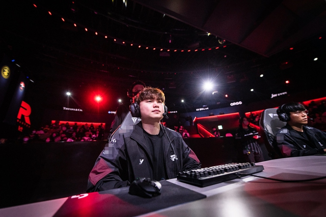 Nhưng suýt chút nữa KT đã khiến T1 "ôm hận" - nguồn: LoL Esports
