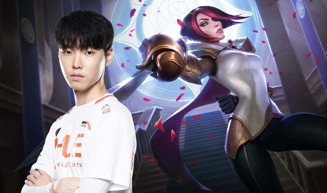 Hết Yuumi full AP rồi lại đến mid đấu sĩ cân tem, không hiểu đây là CKTG hay lớp học dạy phá rank nữa? - Ảnh 4. Hết Yuumi full AP rồi lại đến mid đấu sĩ cân tem, không hiểu đây là CKTG hay lớp học dạy phá rank nữa? - Ảnh 4.